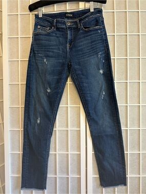 Strom Distressed Denim Jean